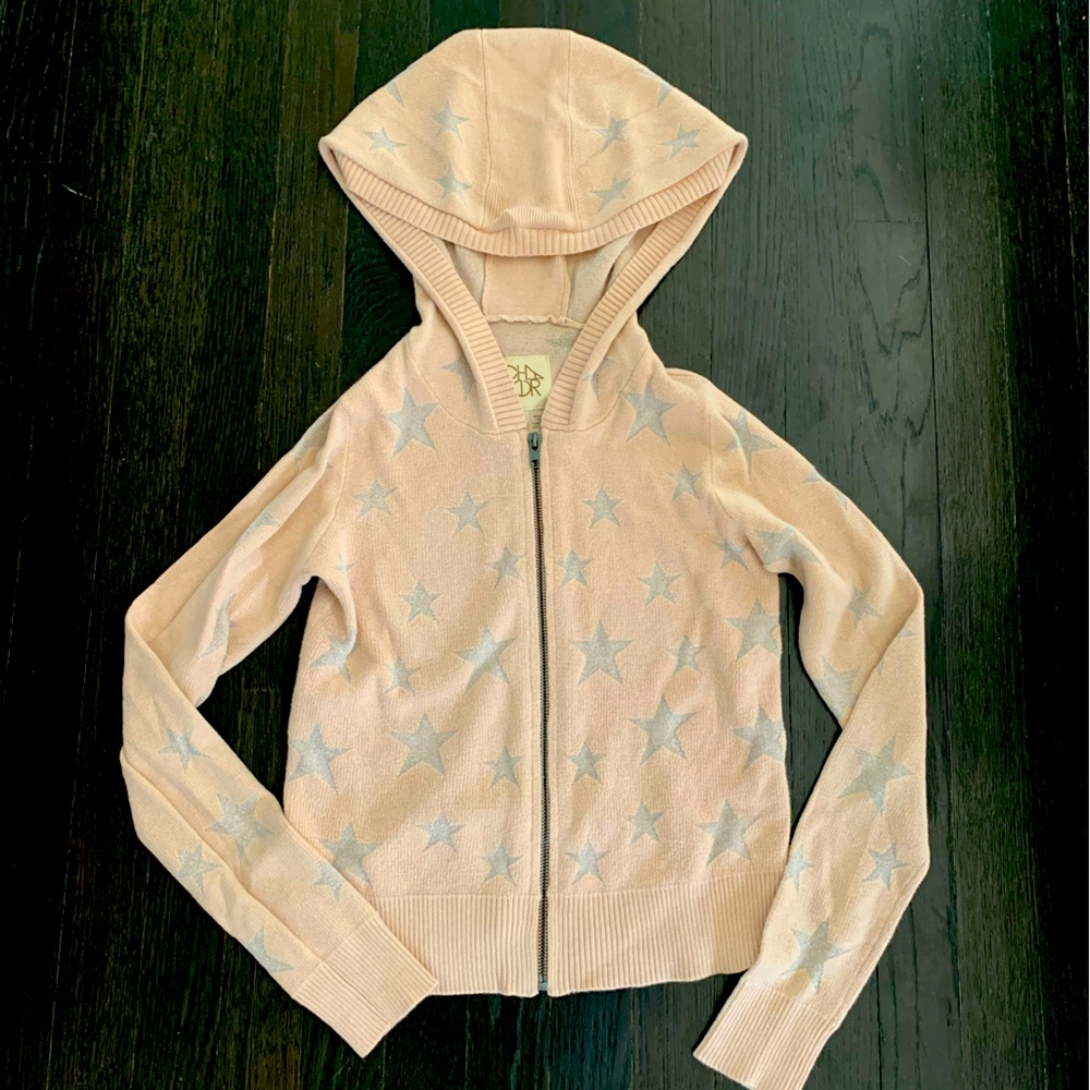 Hooded star sweater